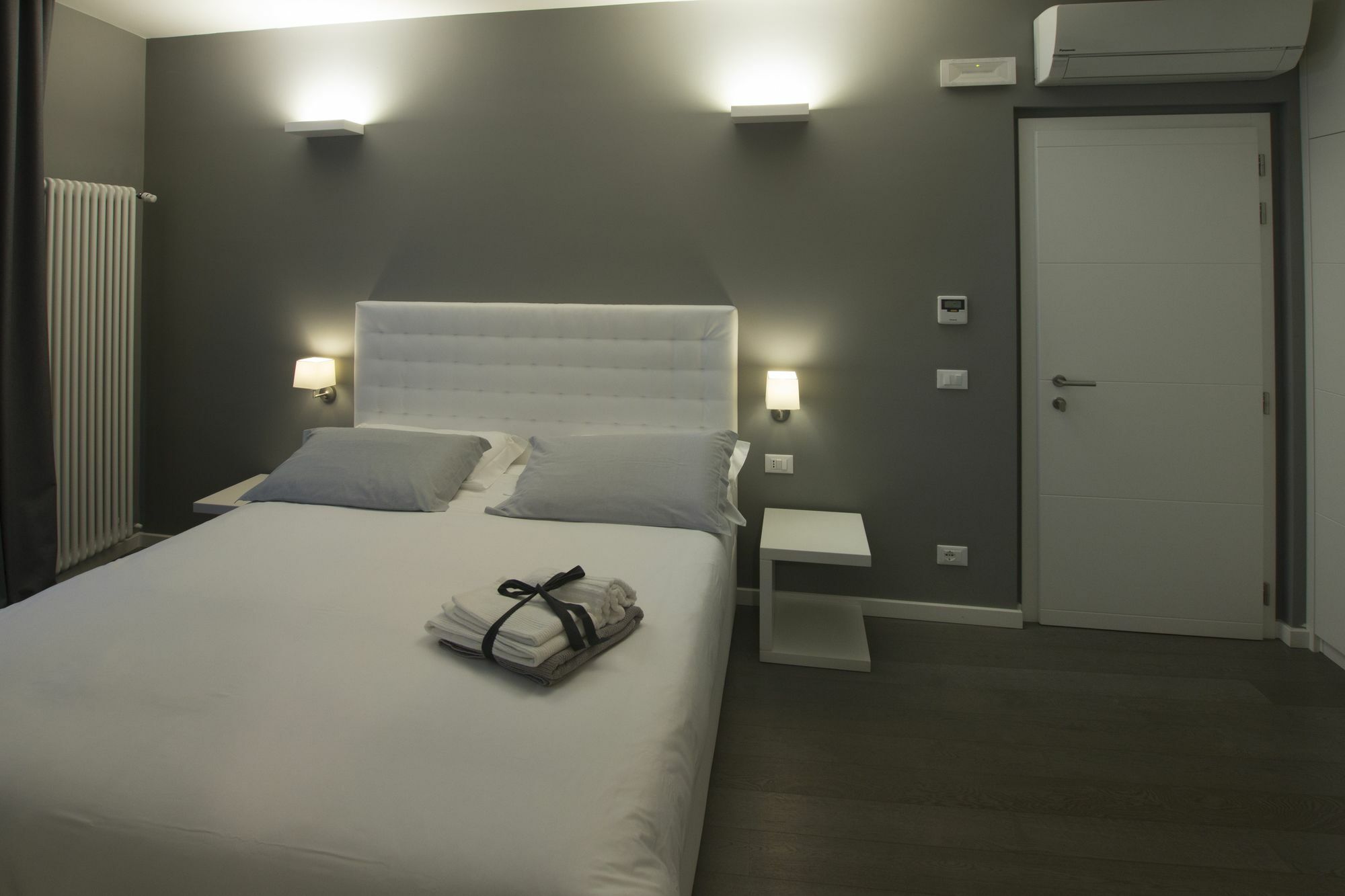 Midnight In Genova Hotel Exterior photo